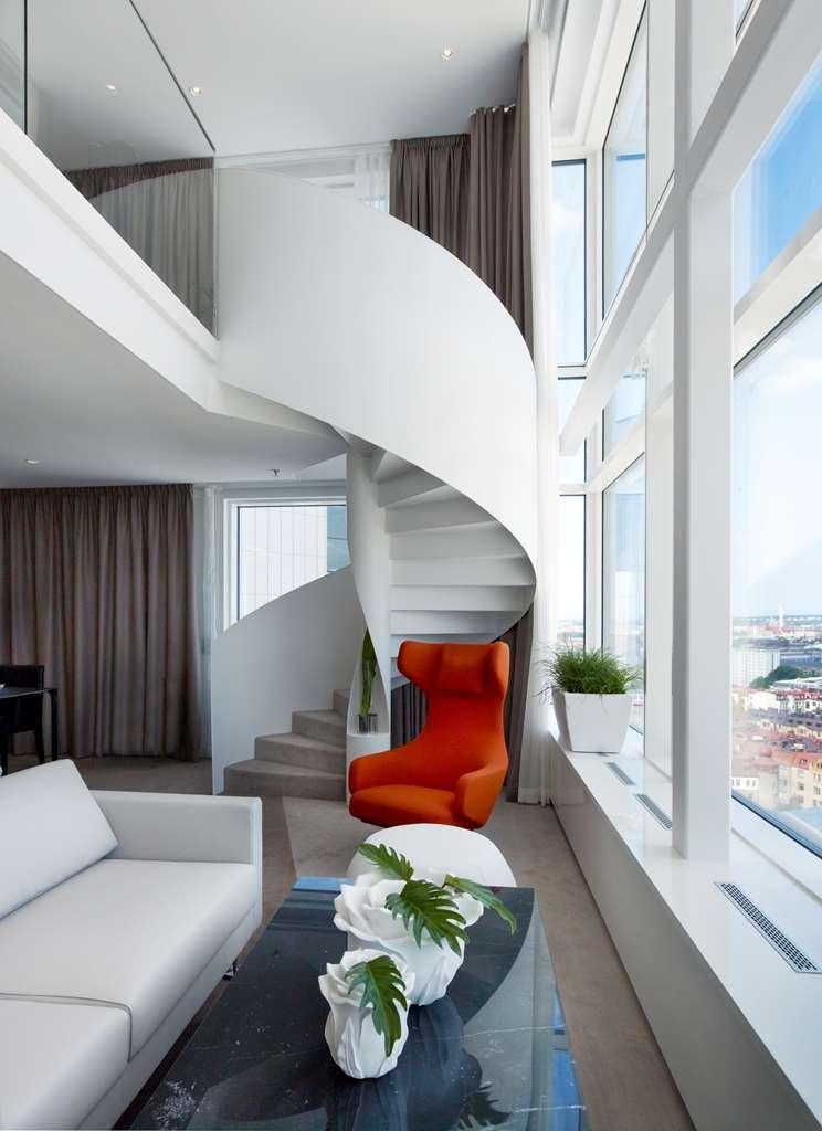 Upper House Hotel Gothenburg Room photo Interior of a duplex